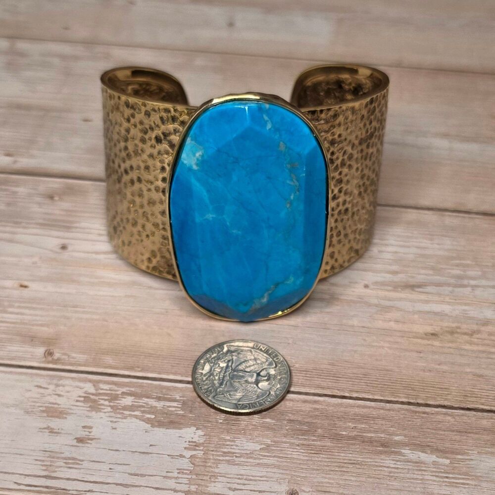 Cuff Bracelet - Picture 3 of 10